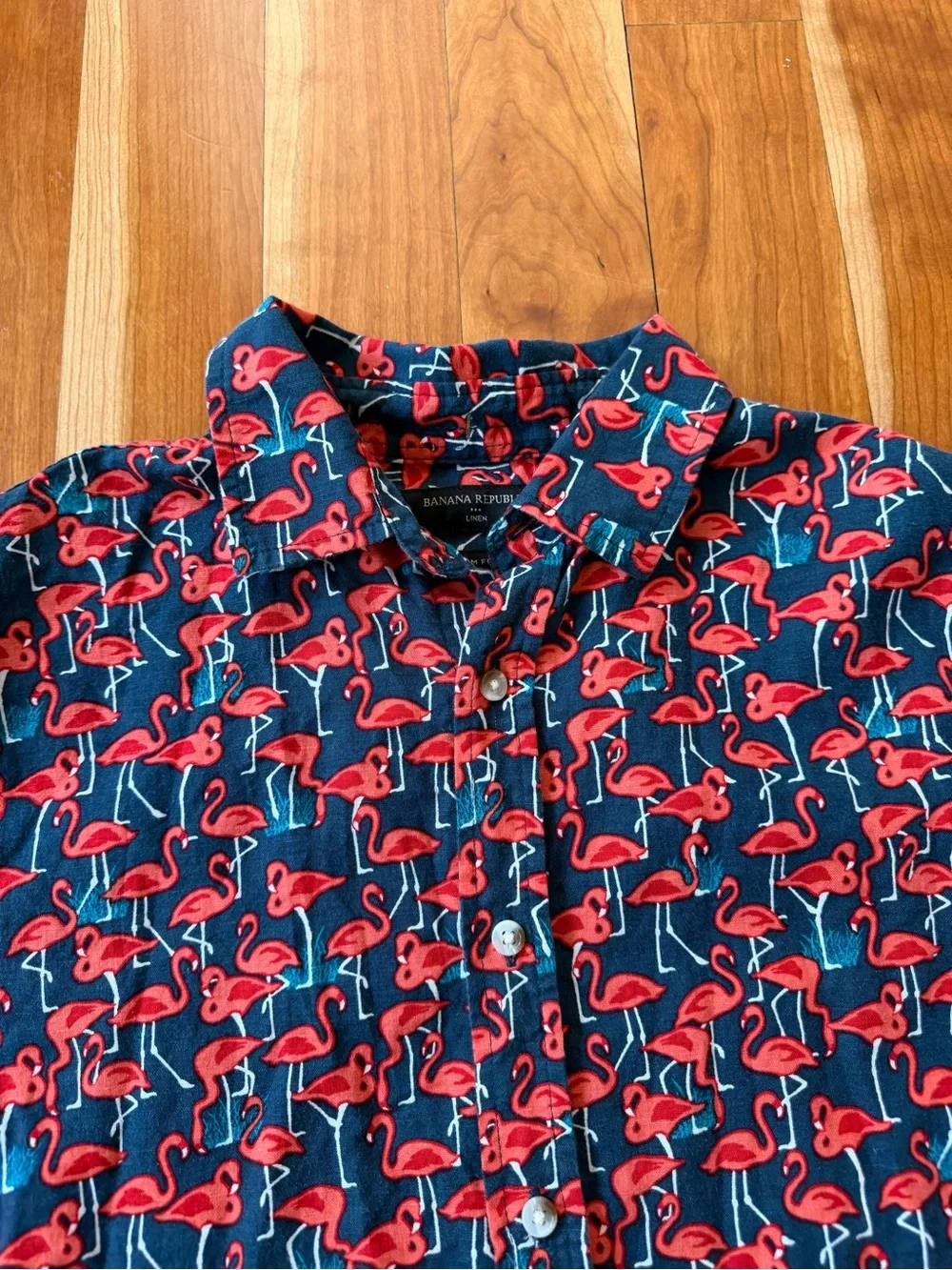 Banana Republic linen cotton blend short sleeve button down flamingos size M